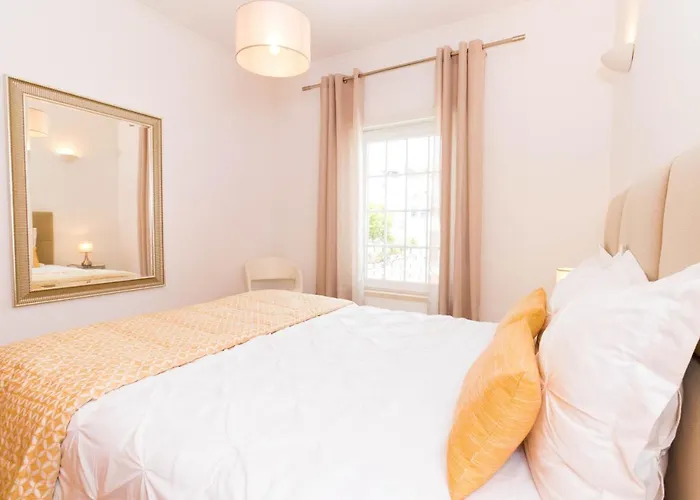 Alzira By Rossio 알부페이라